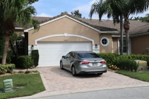 4659 Carlton Golf Drive, Lake Worth