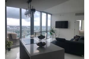 851 NE 1st Avenue 3802, Miami, FL 33132 Sold 02/24/25
