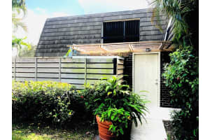1507 15th Terrace, Palm Beach Gardens, FL 33418 Sold 01/15/25