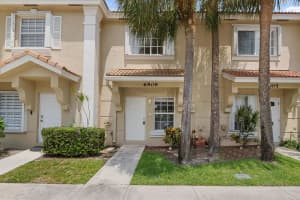 6909 Crooked Fence Drive, Lake Worth, FL 33467 Sold 12/13/24