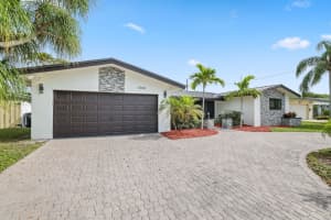 5940 NE 21st Circle, Fort Lauderdale, FL 33308 Sold 04/25/25