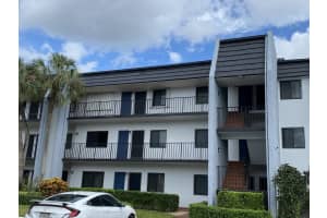 4236 Deste Court 207, Lake Worth, FL 33467 Sold 01/14/25