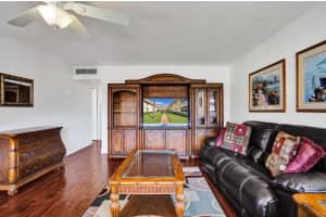 220 Saxony Lane E, Delray Beach, FL 33446 Sold 02/21/25