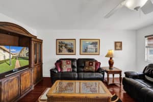 220 Saxony Lane E, Delray Beach, FL 33446 Sold 02/21/25
