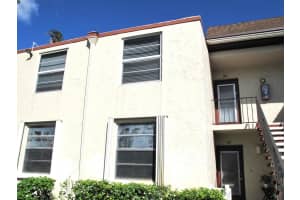 9 Willowbrook Lane 201, Delray Beach, FL 33446 Sold 01/30/25
