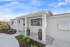 330 Macy Street, West Palm Beach, FL 33405 Sold 06/27/25