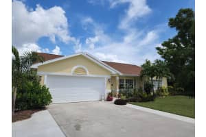 2392 SE Charleston Drive, Port Saint Lucie, FL 34952 Sold 02/28/25