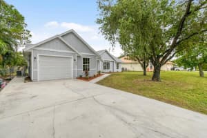 308 SW Donna Terrace, Port Saint Lucie, FL 34984 Sold 01/03/25