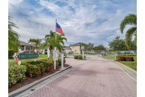615 Valencia Circle SW, Vero Beach, FL 32968 Sold 05/09/25