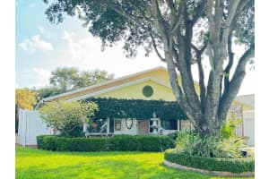 476 SW 1st Street, Boca Raton, FL 33432 Sold 12/06/24