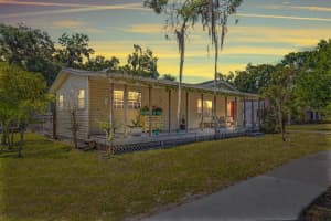 1424 SW 3rd Avenue, Okeechobee, FL 34974 Sold 04/30/25