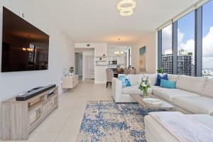1010 Brickell Avenue 4801, Miami, FL 33131 Sold 03/31/25