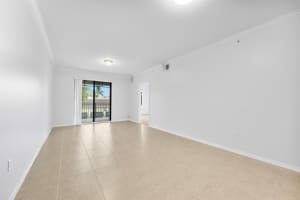 4883 Pga Boulevard 203, Palm Beach Gardens, FL 33418 Sold 01/29/25