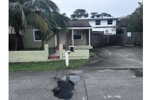 130 NE 4th Avenue, Boynton Beach, FL 33435 - MLS#R11032571