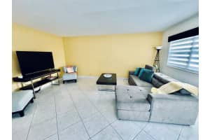 740 Flanders P, Delray Beach, FL 33484 - MLS#R11032574