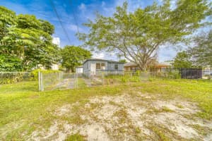 2275 NW 73rd Street, Miami, FL 33147 Sold 12/27/24