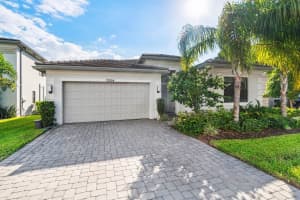 7204 Villamar Way, Lake Worth, FL 33463 Sold 12/06/24