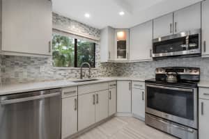 15319 Strathearn Drive 11004, Delray Beach, FL 33446 Sold 05/01/25