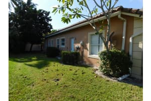 1717 Wiltshire Village Drive, Wellington, FL 33414 Sold 03/27/25