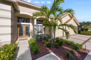 19077 SE Loxahatchee River Road, Jupiter, FL 33458 Sold 01/31/25