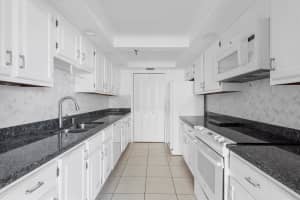 859 Jeffery Street 312, Boca Raton