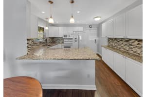 2600 SE Ocean Boulevard 1, Stuart, FL 34996 Sold 12/04/24