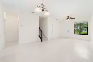 10127 W Villa Circle, Vero Beach, FL 32966 Sold 04/29/25