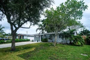 872 Balfrey Drive S, West Palm Beach, FL 33413 Sold 12/09/24