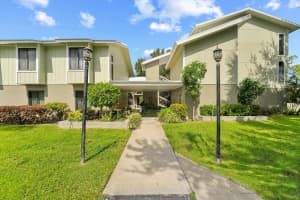 800 Nw Fork Road 7-3, Stuart