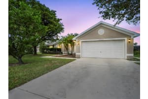 752 46th Square, Vero Beach, FL 32968 Sold 02/28/25