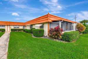 30 Seville B, Delray Beach, FL 33446 Sold 02/10/25