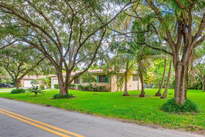 1721 Columbus Boulevard, Coral Gables, FL 33134 Sold 12/30/24