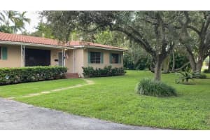 1721 Columbus Boulevard, Coral Gables, FL 33134 Sold 12/30/24