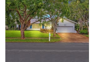 3204 Lakeview Drive, Delray Beach, FL 33445 Sold 04/24/25