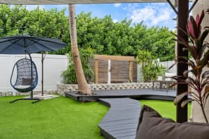 7643 Edisto Drive, Lake Worth, FL 33467 Sold 02/20/25