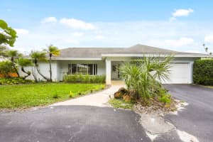 351 Country Club Drive, Tequesta, FL 33469 Sold 02/18/25