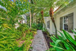 215 Maison Court, Palm Beach Gardens, FL 33410 Sold 12/23/24