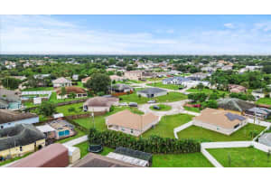 541 SW Nadell Court, Port Saint Lucie, FL 34953 - MLS#R11033067