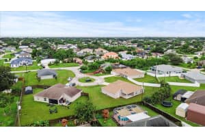 541 SW Nadell Court, Port Saint Lucie, FL 34953 - MLS#R11033067