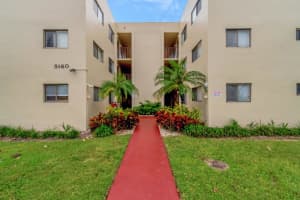 5160 Las Verdes Circle 310, Delray Beach, FL 33484 Sold 01/13/25