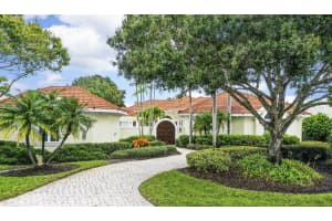 6744 SE Barrington Drive, Stuart, FL 34997 Sold 12/20/24