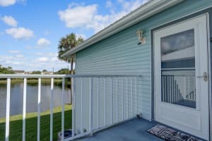185 SE Village Drive 185, Port Saint Lucie, FL 34953 Sold 01/06/25
