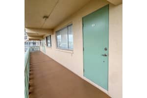 400 Village Green Circle W 204, Palm Springs, FL 33461 Sold 01/20/25