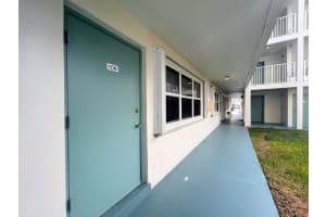 210 Horizons E 108, Boynton Beach, FL 33435 Sold 03/13/25