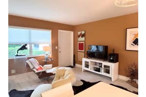 210 Horizons E 108, Boynton Beach, FL 33435 Sold 03/13/25