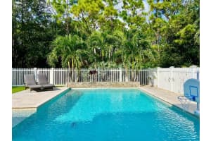 136 Ashford Avenue, Jupiter, FL 33458 Sold 01/09/25