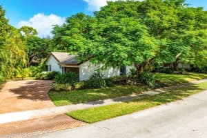 2423 NW Timbercreek Circle NW, Boca Raton, FL 33431 Sold 12/03/24