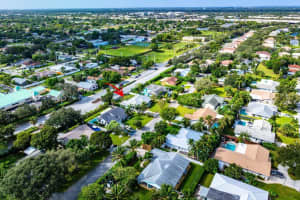 702 Enfield Road, Delray Beach, FL 33444 Sold 02/14/25