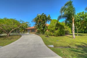 2201 SE Seafury Lane, Port Saint Lucie, FL 34952 Sold 12/16/24