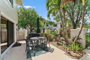 352 Prestwick Circle 2, Palm Beach Gardens, FL 33418 Sold 06/23/25